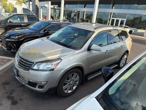 Used 2013 Chevrolet Traverse LT w/ All-Star Edition FWD image 5