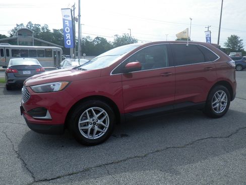 Certified 2024 Ford Edge SEL AWD/4WD image 3