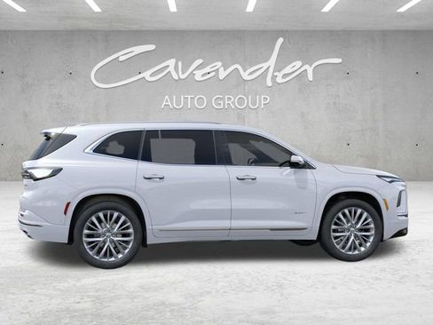 New 2026 Buick Enclave Avenir w/ Super Cruise Package FWD image 5