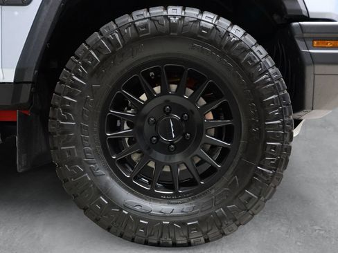 Used 2025 INEOS Grenadier AWD/4WD image 35