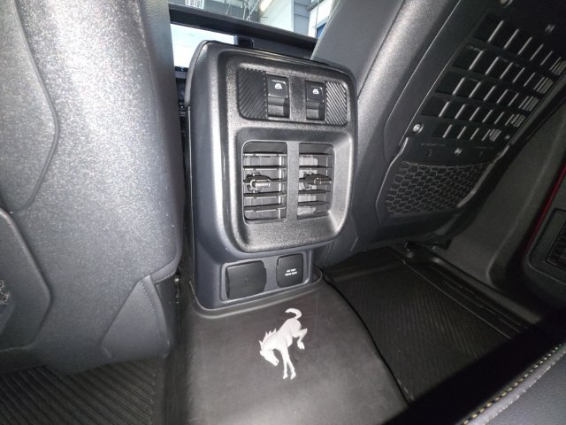 Certified 2025 Ford Bronco Badlands AWD/4WD image 28