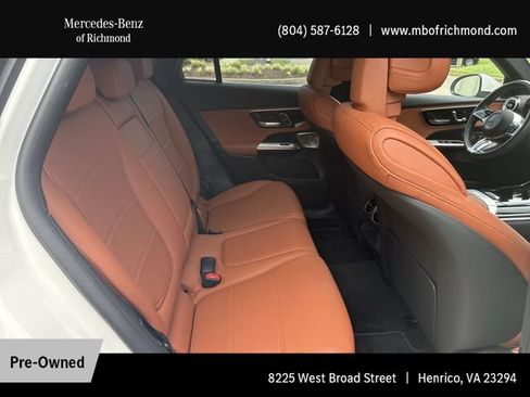 Used 2025 Mercedes-Benz GLC 300 4MATIC image 16