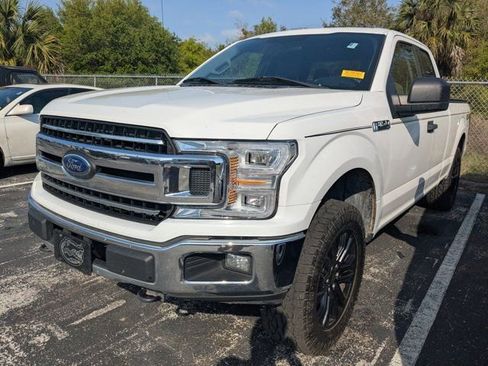 Used 2018 Ford F150 XLT image 4