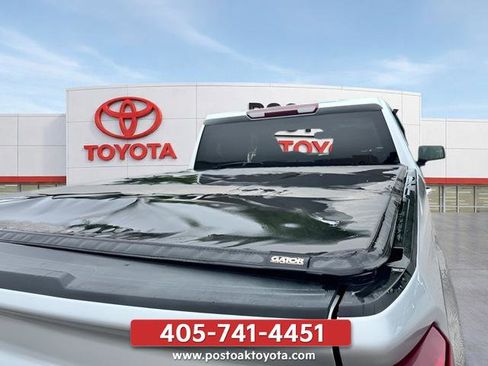 Used 2019 Chevrolet Silverado 1500 LT w/ All-Star Edition AWD/4WD image 30