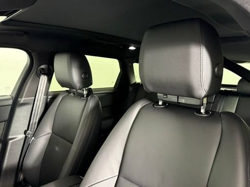 Used 2026 Land Rover Range Rover Velar Dynamic SE AWD/4WD image 15