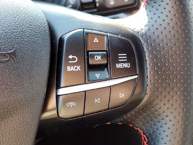 Certified 2024 Ford Escape ST-Line w/ Tech Pack #1 AWD/4WD image 17