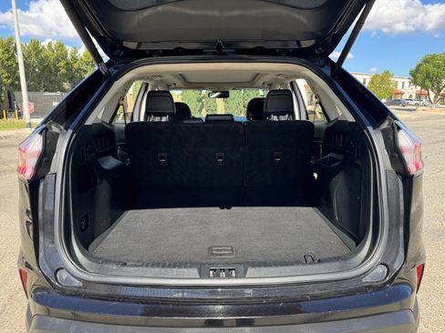 Used 2019 Ford Edge Titanium w/ Equipment Group 301A image 21