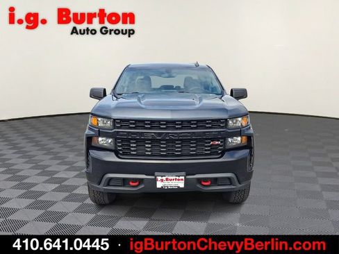 Used 2020 Chevrolet Silverado 1500 Custom Trail Boss w/ Custom Convenience Package AWD/4WD image 2