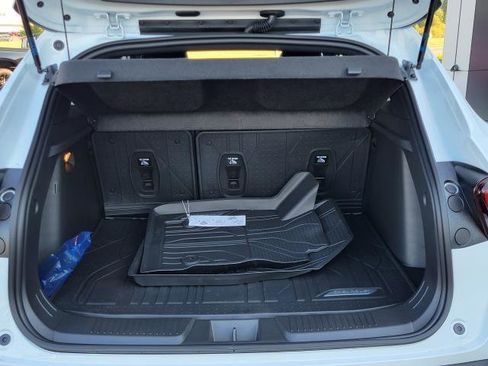 New 2026 Chevrolet Trax RS w/ Driver Confidence Package image 9