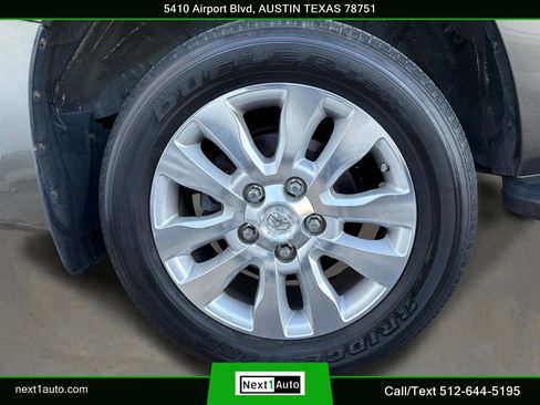 Used 2011 Toyota Sequoia Platinum image 50