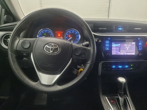 Used 2018 Toyota Corolla LE FWD image 22