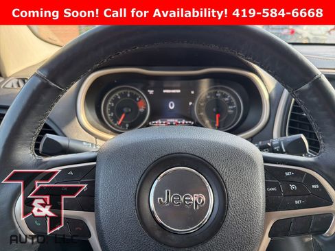Used 2018 Jeep Cherokee Limited w/ High Altitude Package image 13