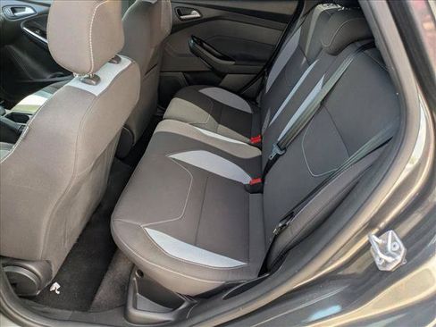 Used 2018 Ford Focus ST FWD image 16