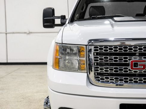 Used 2012 GMC Sierra 3500 Denali AWD/4WD image 57