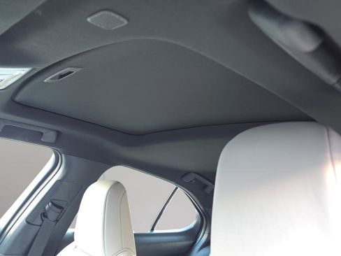 Used 2025 Lexus UX 300h AWD image 11