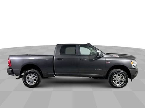 Used 2024 RAM 2500 Laramie AWD/4WD image 9