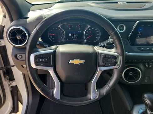 Used 2020 Chevrolet Blazer LT w/ Sound & Technology Package FWD image 20