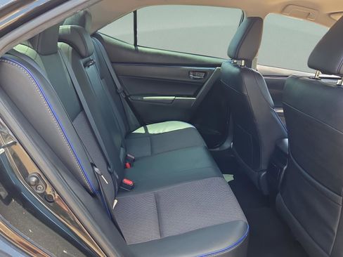 Used 2017 Toyota Corolla SE FWD image 12