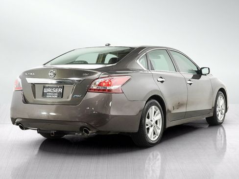 Used 2013 Nissan Altima 2.5 SV FWD image 5