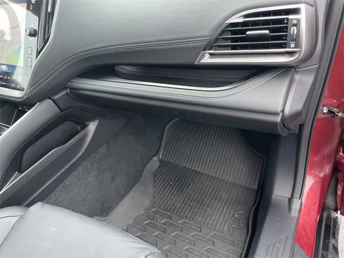 Certified 2022 Subaru Outback Limited image 35