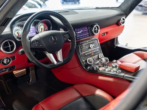 Used 2012 Mercedes-Benz SLS AMG Coupe image 42