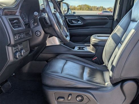 Used 2021 Chevrolet Tahoe LT w/ LT Signature Plus Package image 12