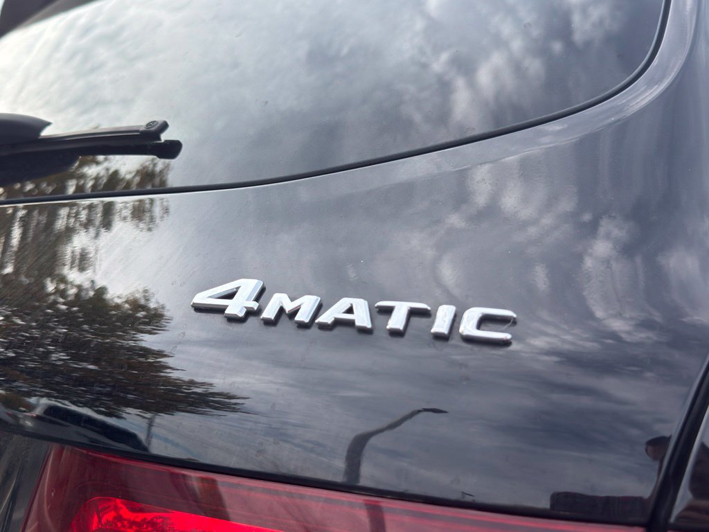 Used 2019 Mercedes-Benz GLC 300 4MATIC image 11