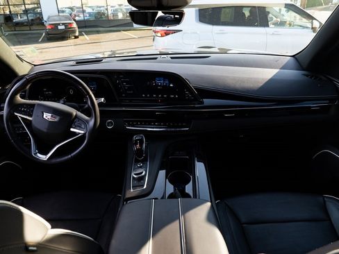 Used 2021 Cadillac Escalade Sport image 8