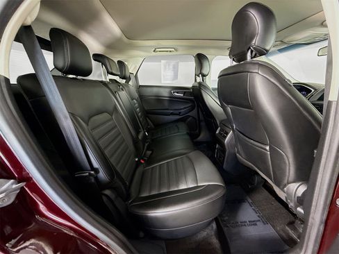 Used 2018 Ford Edge SEL w/ Equipment Group 201A image 28
