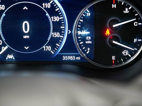 Used 2024 Buick Enclave Premium image 35