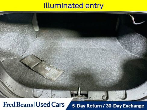 Used 2006 Ford Mustang GT image 22