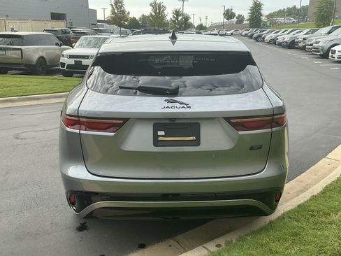 Used 2026 Jaguar F-PACE R-Dynamic S AWD/4WD image 6