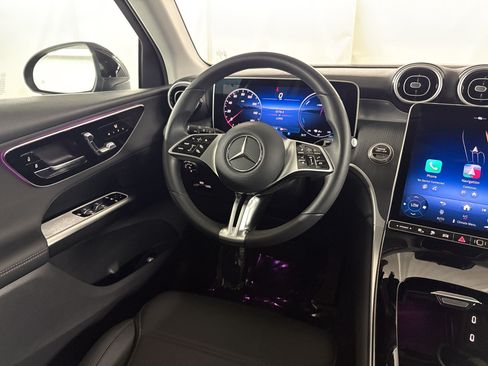 Certified 2025 Mercedes-Benz GLC 350e 4MATIC image 29