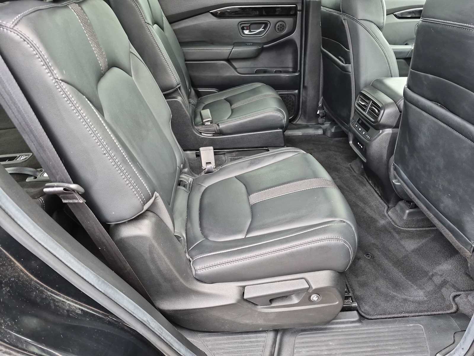 Certified 2025 Honda Pilot Touring image 20