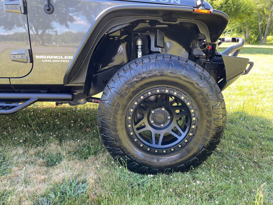 Used 2014 Jeep Wrangler Unlimited Rubicon w/ Connectivity Group AWD/4WD image 27