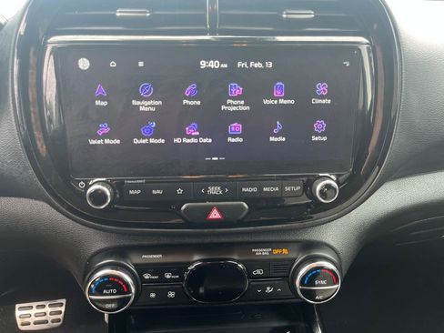 Used 2024 Kia Soul GT-Line image 17