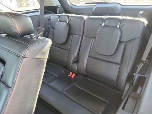 Used 2023 Ford Explorer XLT w/ Equipment Group 202A image 22