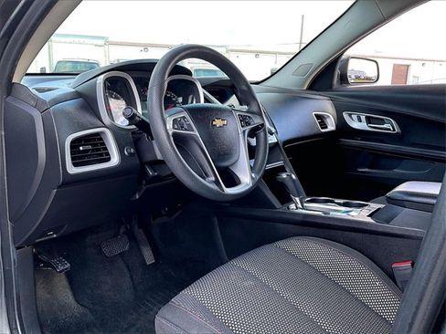 Used 2017 Chevrolet Equinox LT w/ LPO, Protection Package image 8