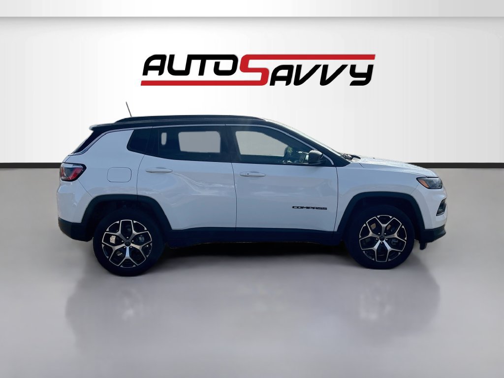 Used 2025 Jeep Compass Limited AWD/4WD image 8