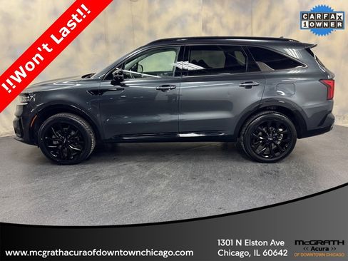 Used 2022 Kia Sorento SX image 3