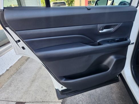 Used 2024 Toyota Grand Highlander AWD image 20