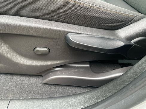 Used 2020 Chevrolet Trax LS image 25