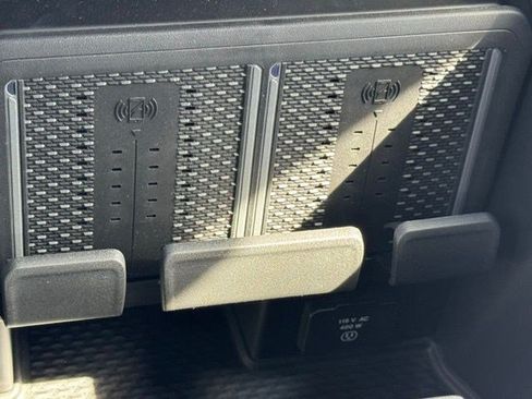 New 2026 RAM 2500 Laramie AWD/4WD image 26