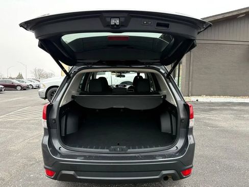 Used 2022 Subaru Forester Premium AWD/4WD image 10
