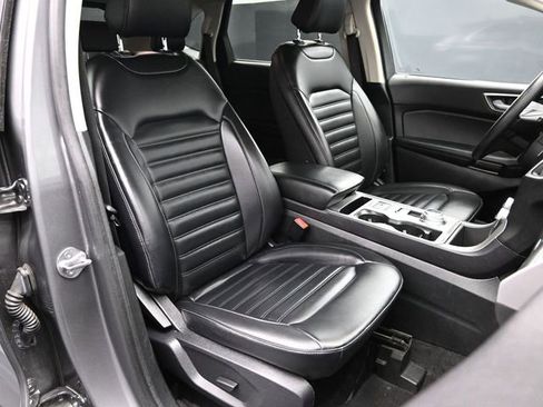 Used 2024 Ford Edge SEL AWD/4WD image 15