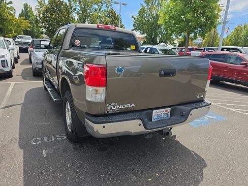 Used 2010 Toyota Tundra Limited AWD/4WD image 4