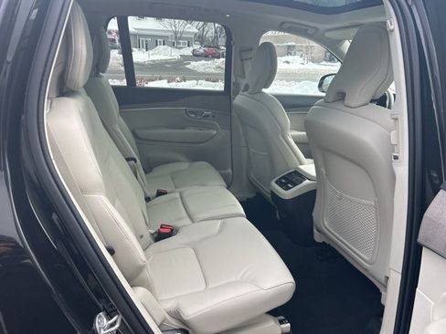 Used 2023 Volvo XC90 B6 Plus w/ Protection Package Premier image 13