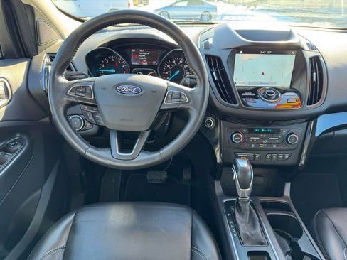 Used 2019 Ford Escape Titanium image 21
