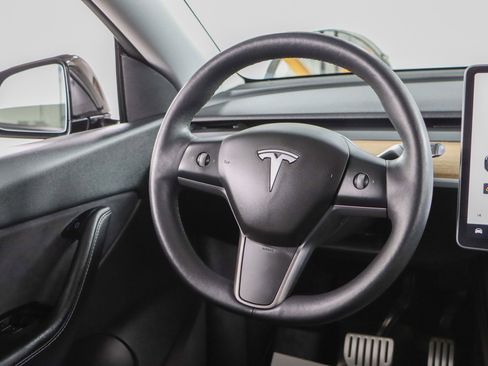 Used 2021 Tesla Model Y Performance AWD/4WD image 12