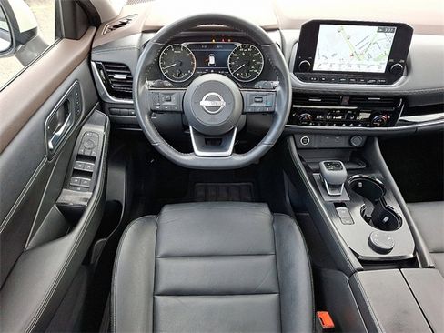 Certified 2022 Nissan Rogue SL w/ SL Premium Package image 12